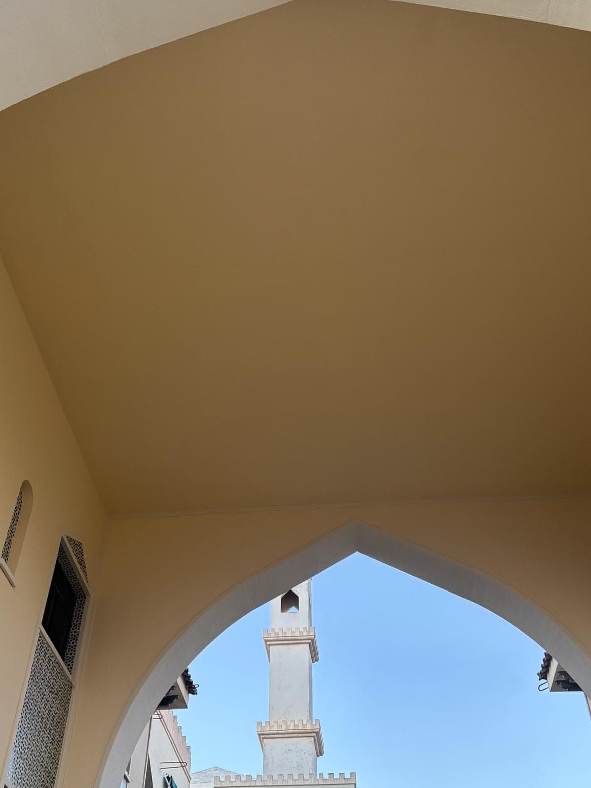 Arco interior del edificio, ya terminado
